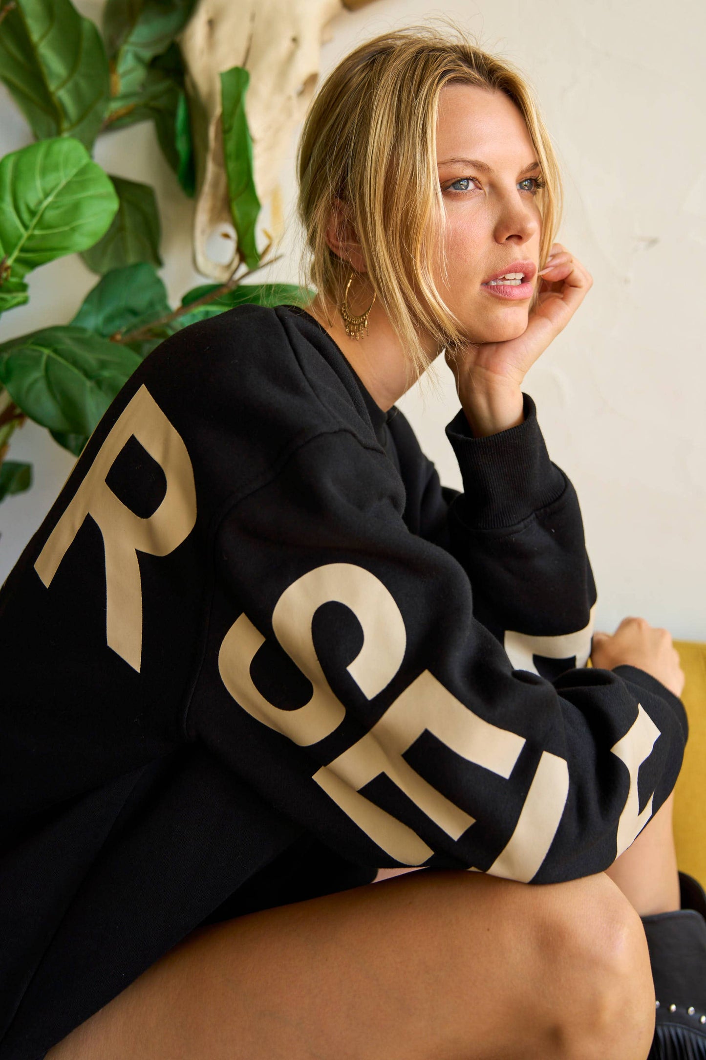 Be Yourself Love Yourself Printed Oversized Sweatshirt | Black