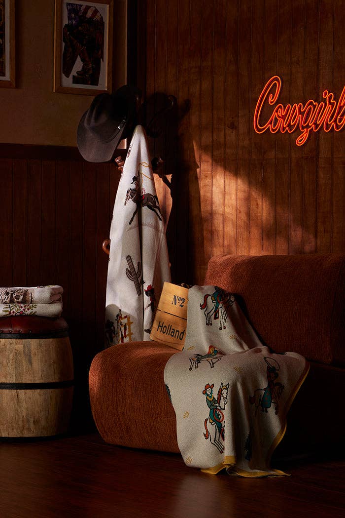 Myra | Rodeo Frontier Throw